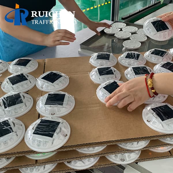 <h3>Yellow Solar Road Studs Factory In Korea-RUICHEN Solar Stud </h3>
